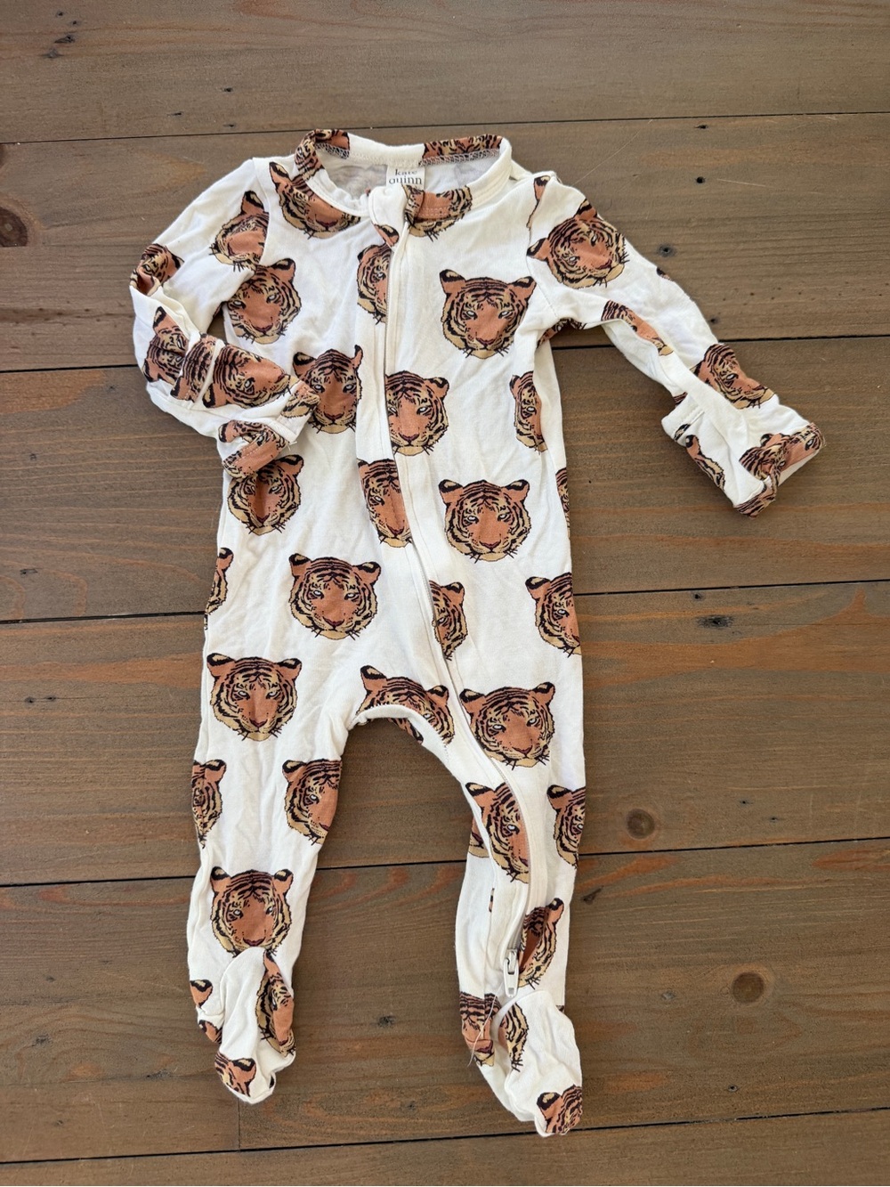 Like New Kate Quinn Two-Way Zip Bamboo Tiger Footie - Newborn